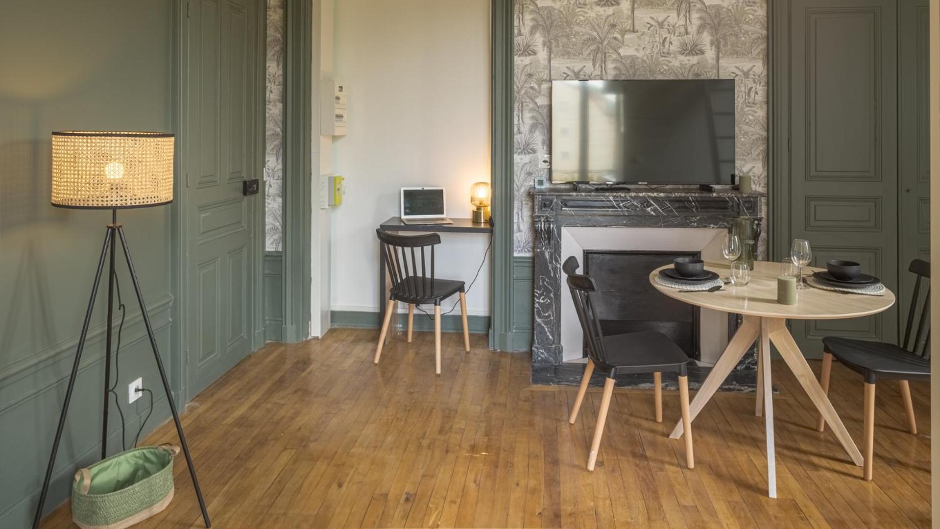 Bonappart 13 - Charme Napoleonien & Confort Troyes Luaran gambar